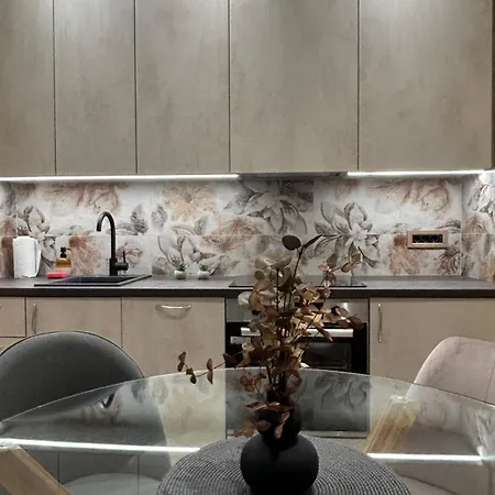 Tara Apartment *